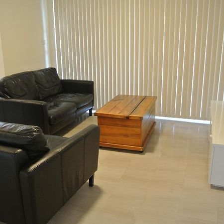 Montgomery Apartments ฟอร์สเตอร์ ภายนอก รูปภาพ